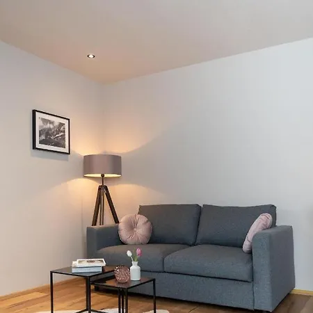 Aparthotel Going Living *