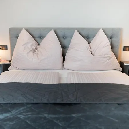 Ξενοδοχείο με διαμερίσματα Going Living 4*