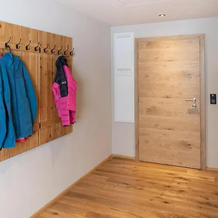 Ξενοδοχείο με διαμερίσματα Going Living