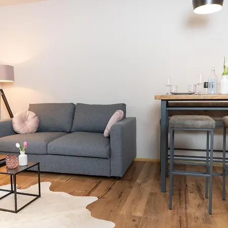 Ξενοδοχείο με διαμερίσματα Going Living 4*