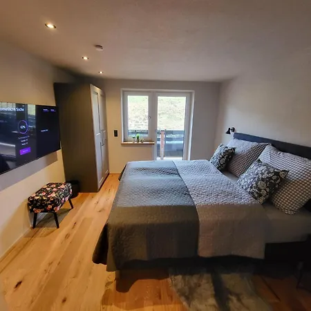 Ξενοδοχείο με διαμερίσματα Going Living 4*